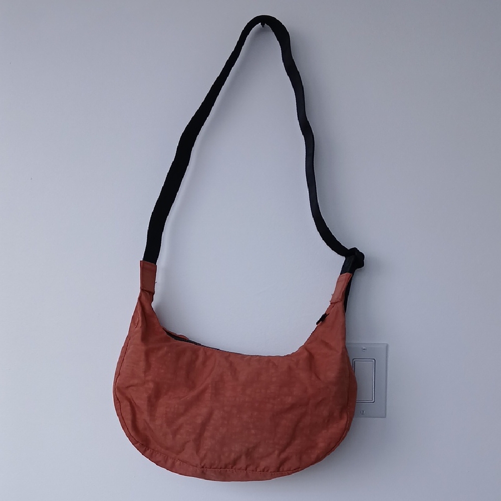 Baggu Medium Crescent Bag